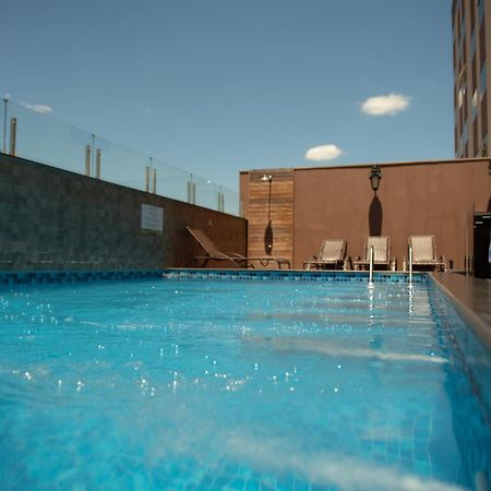 Отель Bristol Infinity Rio Claro Экстерьер фото